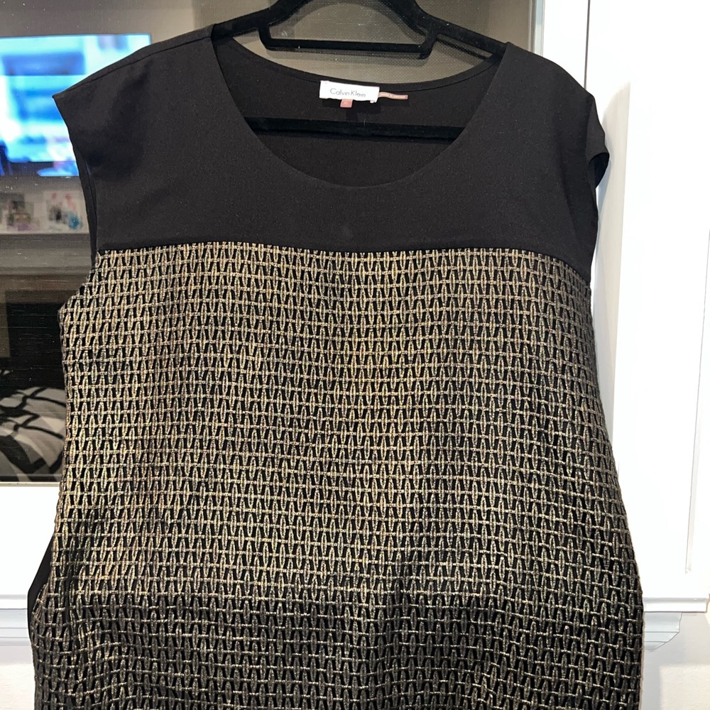 CALVIN KLEIN BEAUTIFUL GOLD THREAD DETAIL TOP - WORN TWICE
